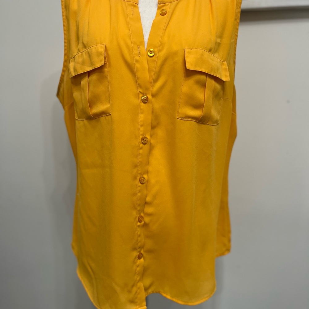 Soho sleeveless 4button ladies xl blouse